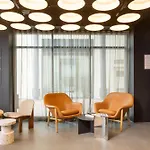 Moxy Paris 克拉马