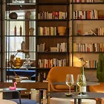 酒店 Moxy Paris 克拉马