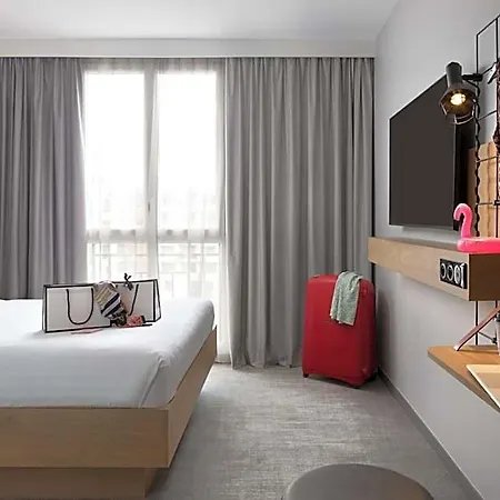 Hotel Moxy Paris Clamart