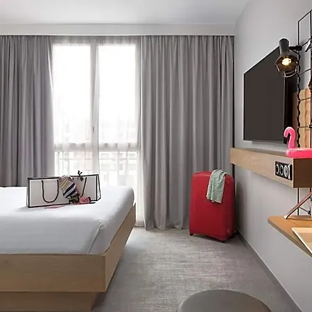 Moxy Paris Clamart